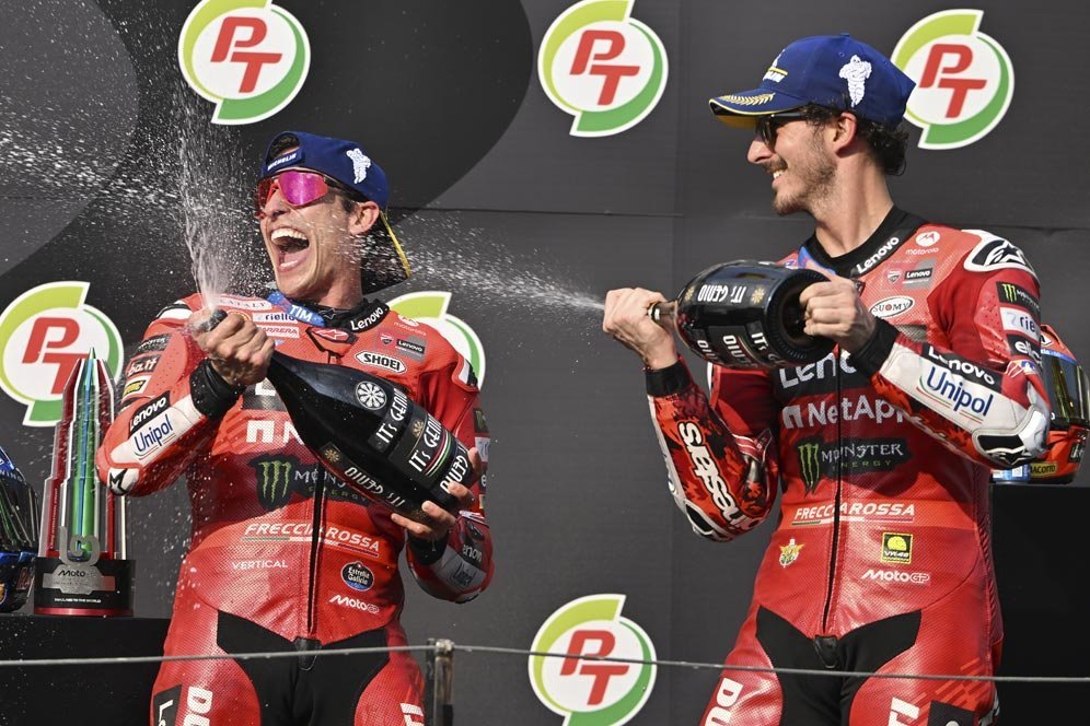 Bagnaia Lebih Menikmati Duel Lap Terakhir dengan Marc Marquez