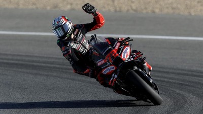 MotoGP Inggris 2025: Bezzecchi Raih Kemenangan dalam Balapan Sarat Drama