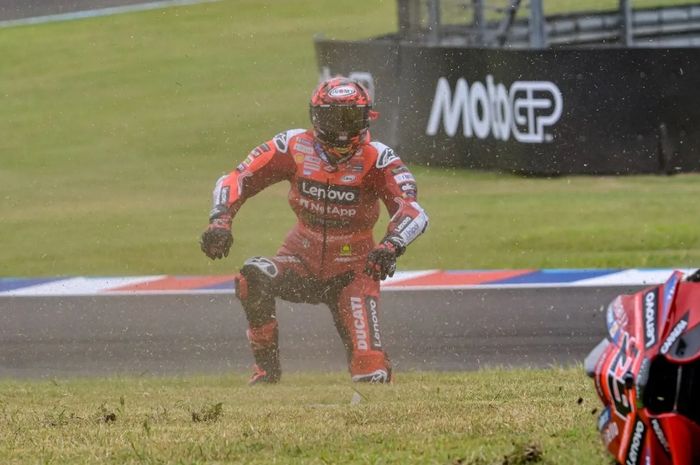 Bos Ducati Buka Suara: Marquez Bukan Biang Masalah Bagnaia