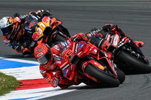 MotoGP Belanda 2025: Bezzecchi Tetap Memberikan Tekanan kepada Marc Marquez